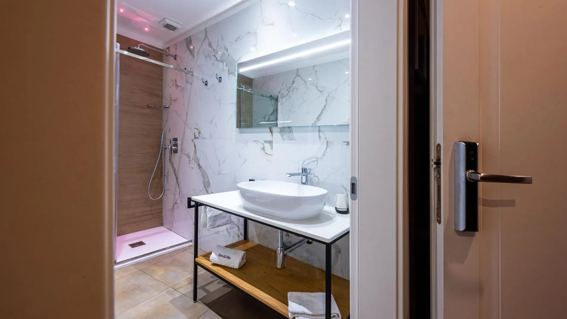 Delle Vittorie Luxury Rooms&Suites Palermo Bed & Breakfast